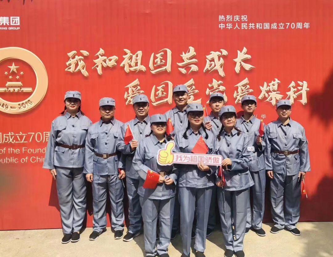 8成营收依赖“奥特曼”，让小学生“上瘾”的卡游要IPO了？